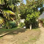 Prázdninový dům Maison Au Calme Avec Jardin Clos, 25 Km Des Plages, 2 Chambres, Climatisation, Wifi, Parking Securise - Fr-1-306-1225