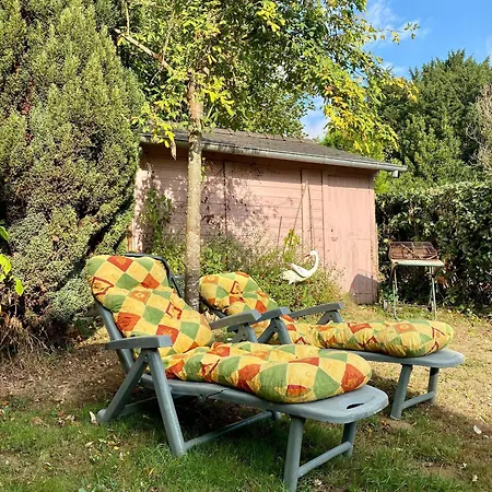 Nyaraló Maison Au Calme Avec Jardin Clos, 25 Km Des Plages, 2 Chambres, Climatisation, Wifi, Parking Securise - Fr-1-306-1225